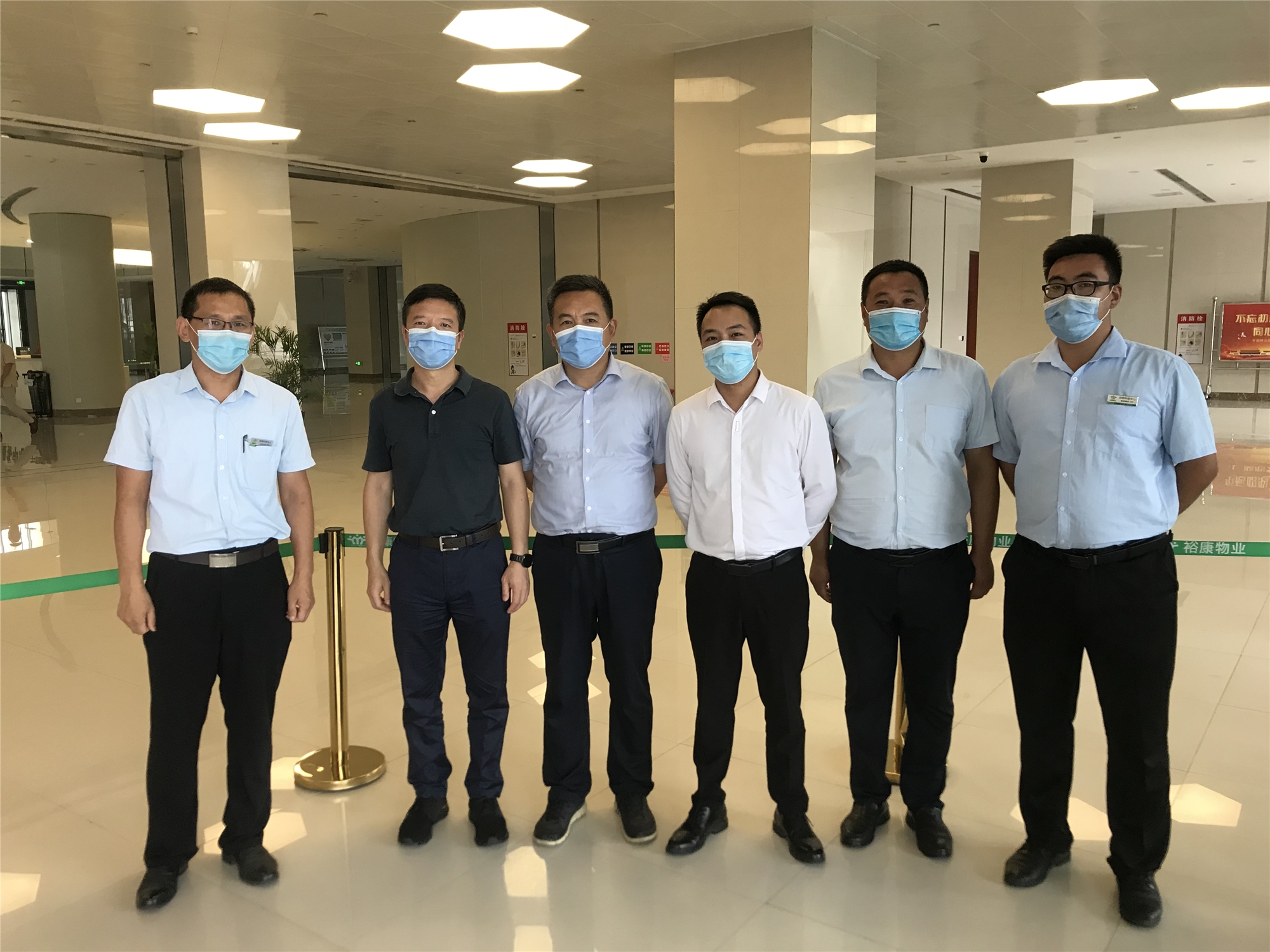 藍光嘉寶服務(wù)集團到我公司交流考察