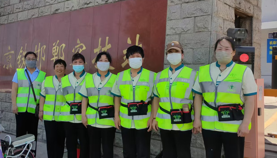 從飛機(jī)客艙到列車車廂：?？滴飿I(yè)的“跨界”成長之路